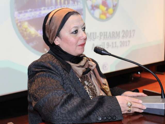  الدكتورة ماجدة نصر 