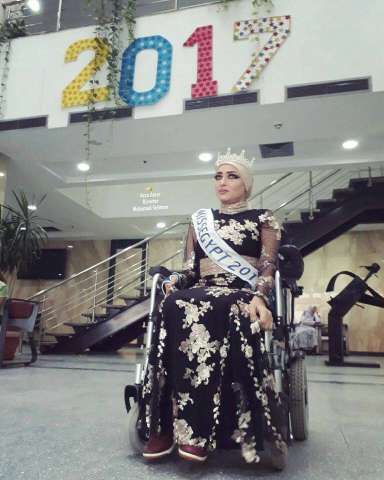 ملكة جمال العرب-عزة عامر-الكرسي المتحرك-أمير الشعر
