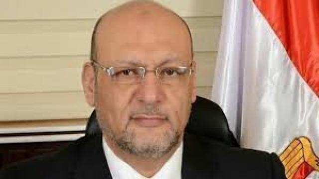 الدكتور حسين أبو العطا رئيس حزب مصر الثورة