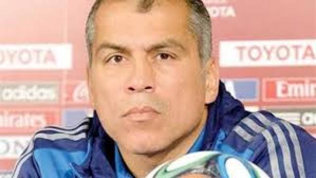 محمد يوسف المدير الفني للفريق الأول لكرة القدم بال