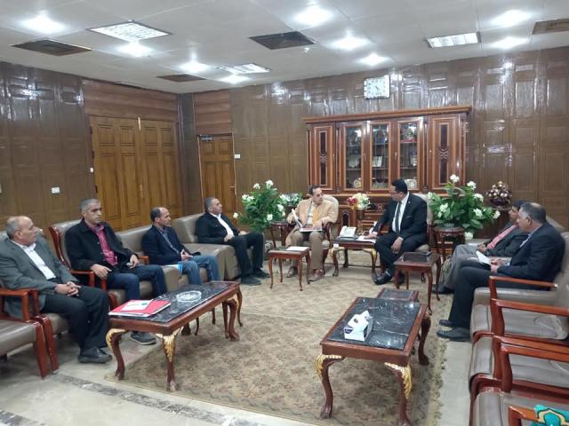  محافظ شمال سيناء يلتقى بمدير المكتب الفني لرعاية أسر الشهداء والمصابين 