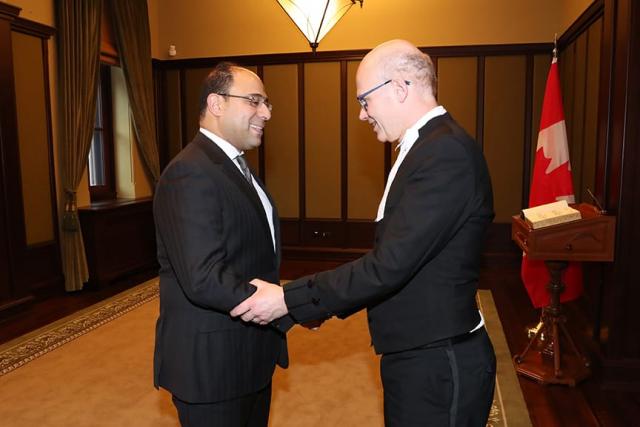سفير مصر في أوتاوا يلتقي رئيس مجلس العموم الكندي