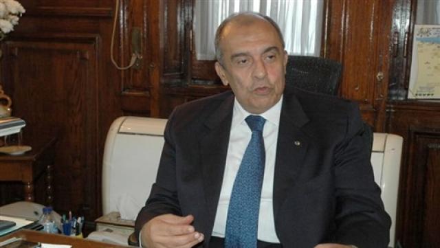 عز الدين أبوستيت- وزير الزراعة 