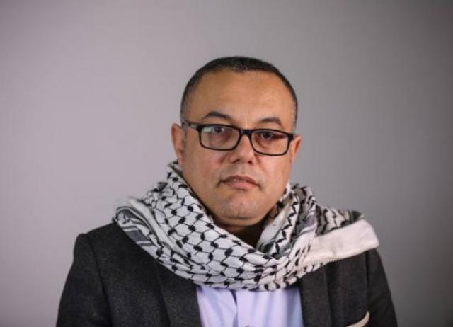 عاطف أبو سيف المتحدث باسم حركة فتح