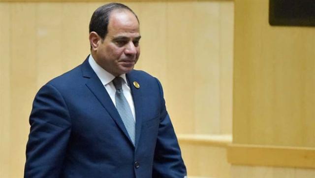 السيسي يصل تونس للمشاركة في القمة العربية