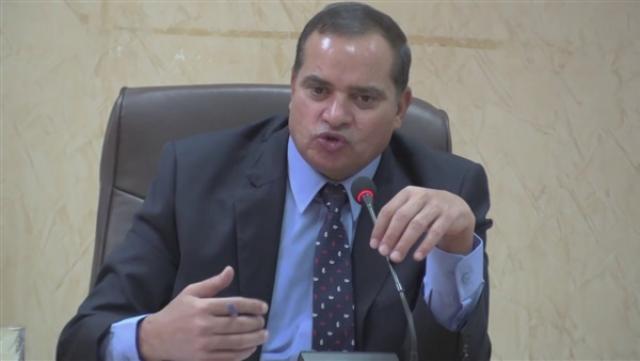 أحمد عزيز رئيس جامعة سوهاج