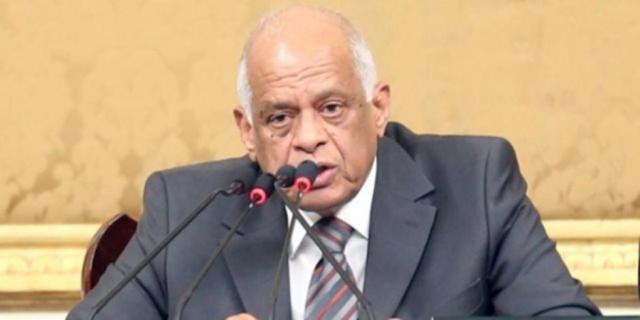  الدكتور علي عبد العال