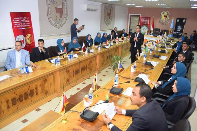 جامعة سوهاج تنفذ نموذج محاكاة لمجلس القمة العربية