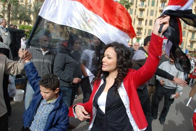 المكربةة رحمة تغني لمصر احتفالا باعياد نصر اكتوبر