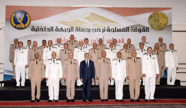 الفريق أول محمد زكى القائد العام للقوات المسلحة وزير الدفاع