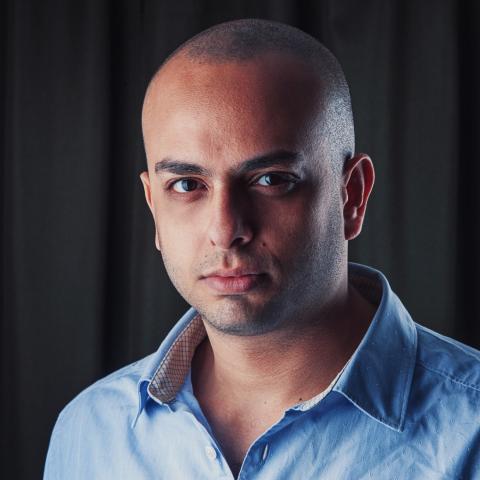 الكاتب احمد مراد.......الفائز بجائزة الاوسكار للسيناريو ستيفن جاجن