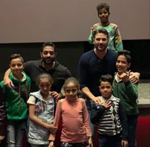 أحمد عز فى عرض لفيلم الممر أمام أطفال