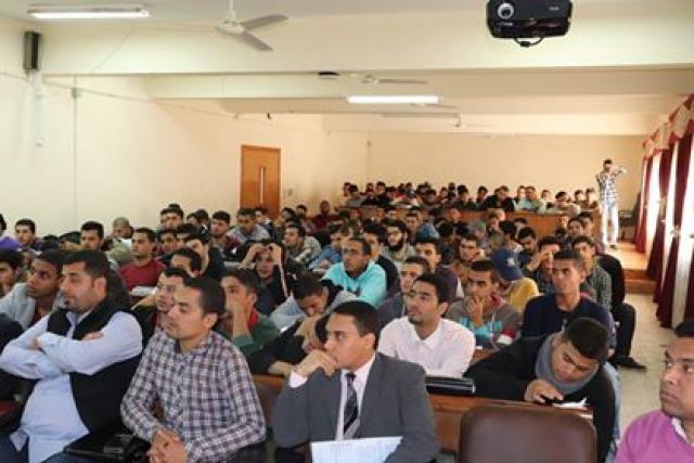 كلية الاعلام جامعة الأزهر تنظم لقاء مفتوح مع الطلاب