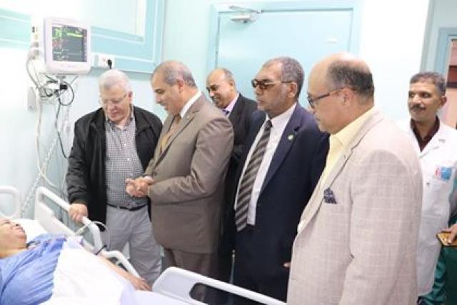 رئيس جامعة الأزهر يأمر بعلاج مريضة مسنة بمستشفى جامعة الأزهر