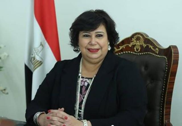  الدكتورة ايناس عبد الدايم 