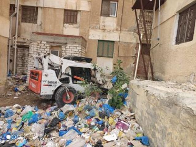 مجلس مدينة مرسي مطروح يواصل حملات النظافة