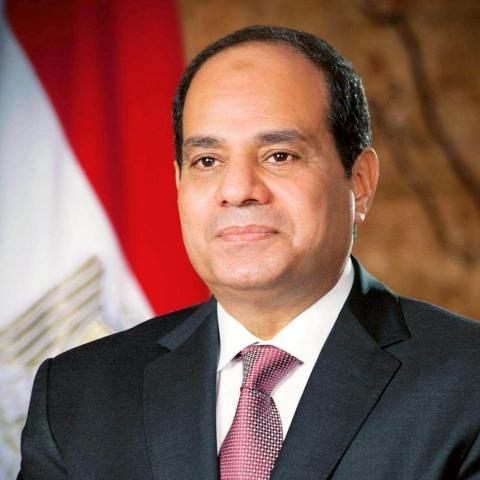 وزير التنمية المحلية يهنئ الرئيس السيسي بمناسبة عيد الأضحي المبارك 