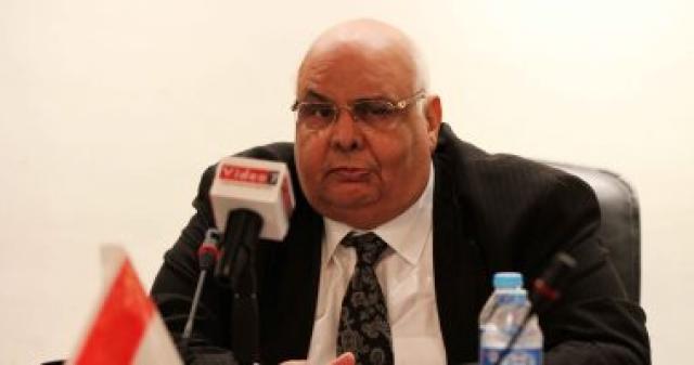  الدكتور محمد خميس شعبان الأمين العام للإتحاد المصرى لجمعيات المستثمرين 