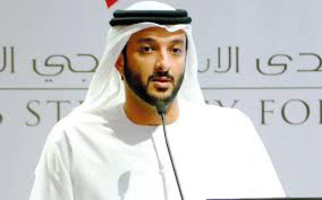 عبد الله بن طوق وزير الاقتصاد 