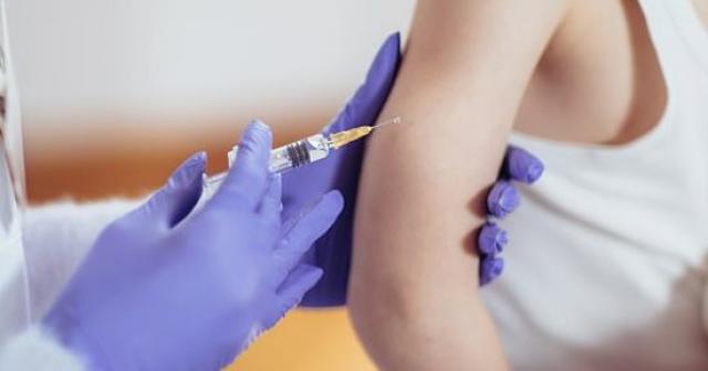 تطعيمات كورونا