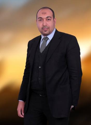 محمد ضرغام الاستاذ بقسم الفلسفة كلية الآداب جامعة حلوان