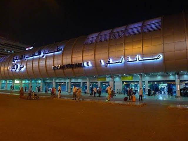  مطار القاهرة