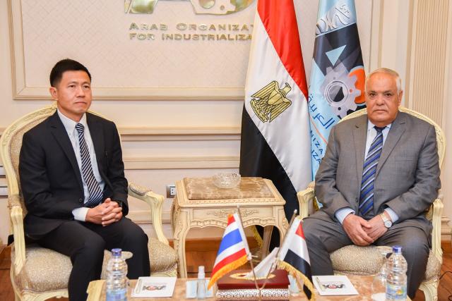مباحثات بالعربية للتصنيع مع سفير تايلاند في القاهرة 