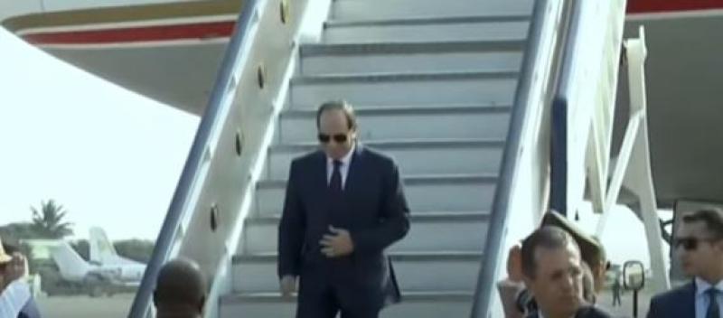 الرئيس السيسي يصل موزمبيق