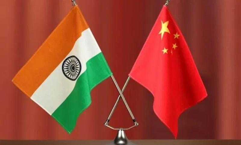 علمي الصين والهند 