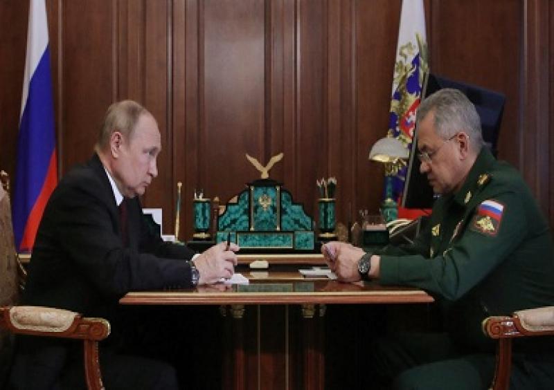 الرئيس الروسي ووزير دفاعه 
