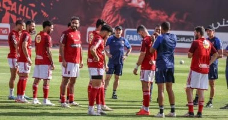 الأهلى بطل أفريقيا ضيفا ثقيلا على فاركو فى برج العرب بالدورى