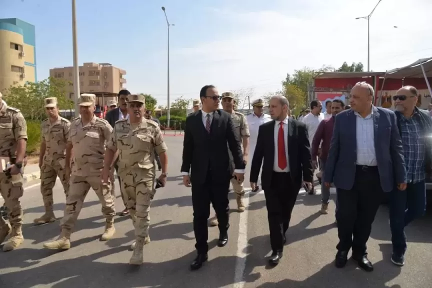 محافظ أسيوط ومساعد قائد قوات الدفاع الشعبي والعسكري يشهدان سيناريو محاكاة لهجوم إرهابي على محطة كهرباء غرب أسيوط المركبة